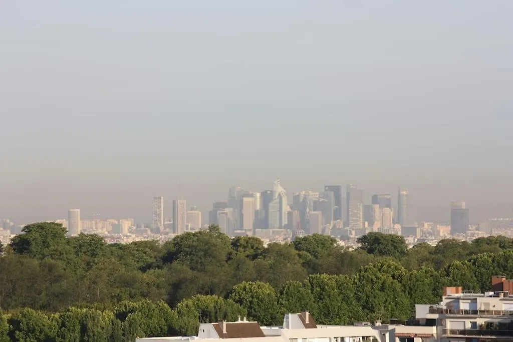 Luxury Apartment With View Car Park Paris