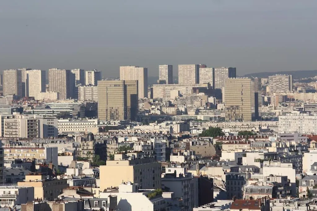 Luxury Apartment With View Car Park Paris