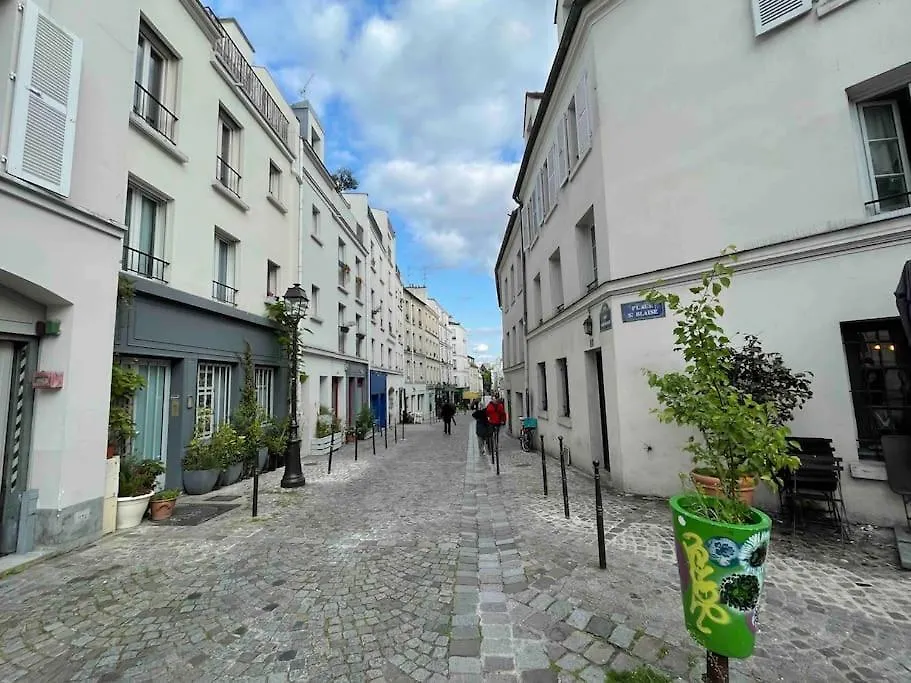 Luxury Apartment With View Car Park Paris